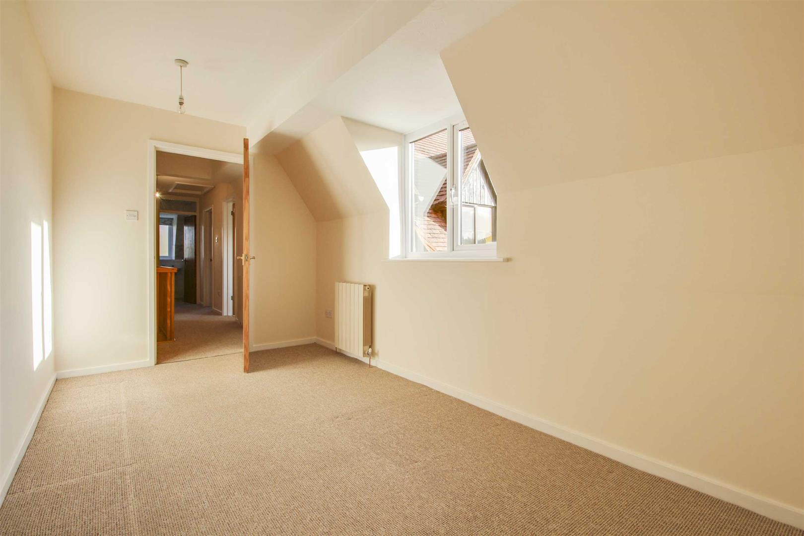 Lenborough Court, Woolstone, Milton Keynes